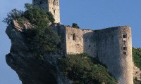 Castello prima del restauro particolare merlature